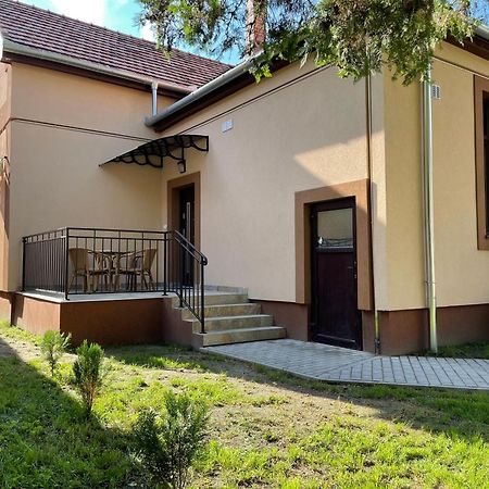 Kovacs Apartmanhaz คิชคุนฮาลาส ห้อง รูปภาพ