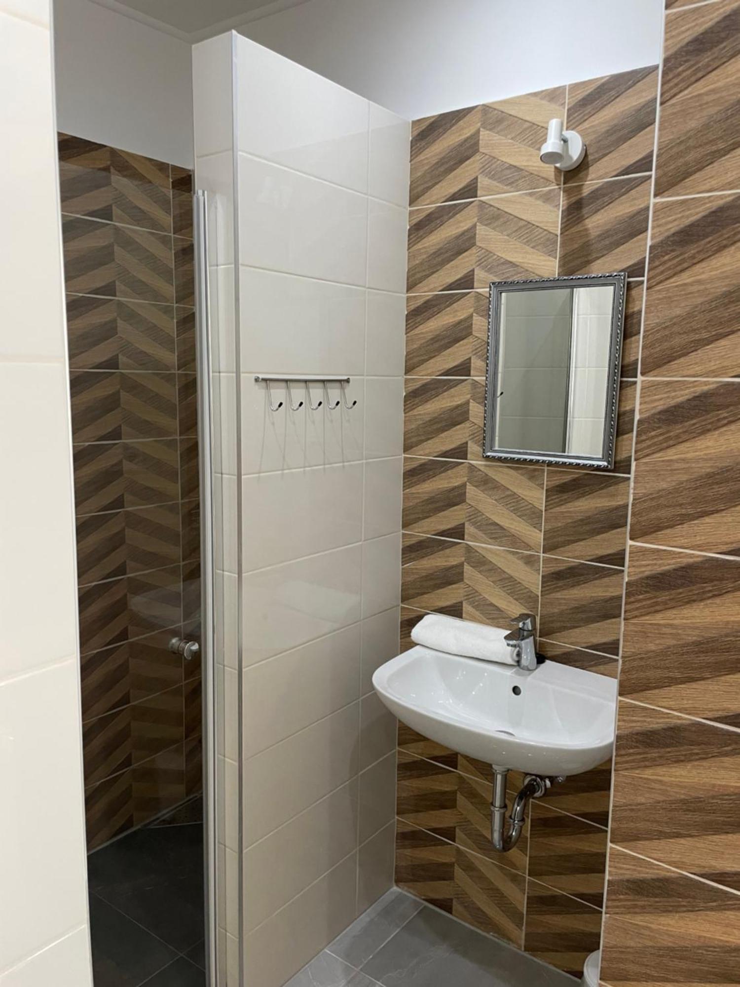 Kovacs Apartmanhaz คิชคุนฮาลาส ห้อง รูปภาพ